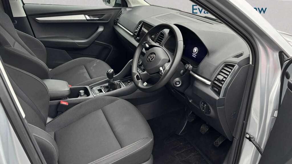 Skoda Karoq 1.0 Tsi Se Drive 2024 Silver