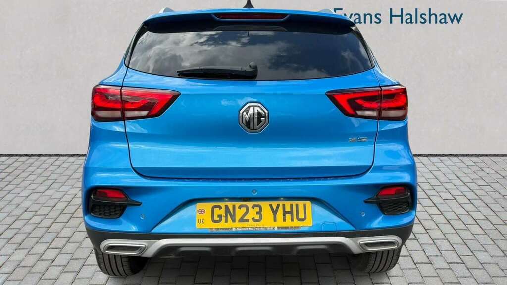 MG ZS 1.0T Gdi Exclusive Blue #4