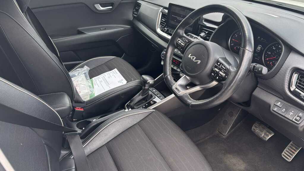 Kia Stonic 1.0T Gdi 48V Gt-line S Dct 2023 White #6