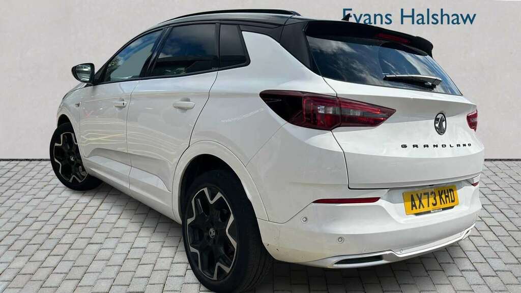 Vauxhall Grandland 1.2 Turbo Ultimate 2024 White #2