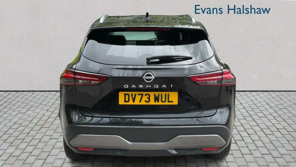 Nissan Qashqai 1.3 Dig-t Mh Tekna 2024 DV73WUL Black #4