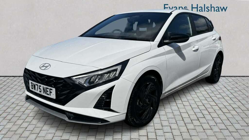 Hyundai I20 1.0T Gdi 90 Black Line 2026 White #3