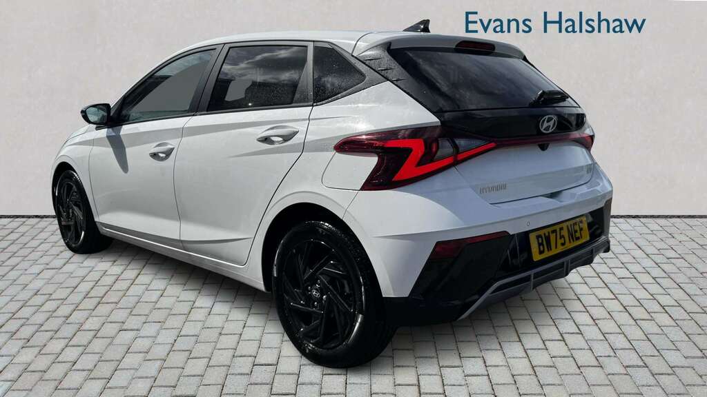Hyundai I20 1.0T Gdi 90 Black Line 2026 White #4
