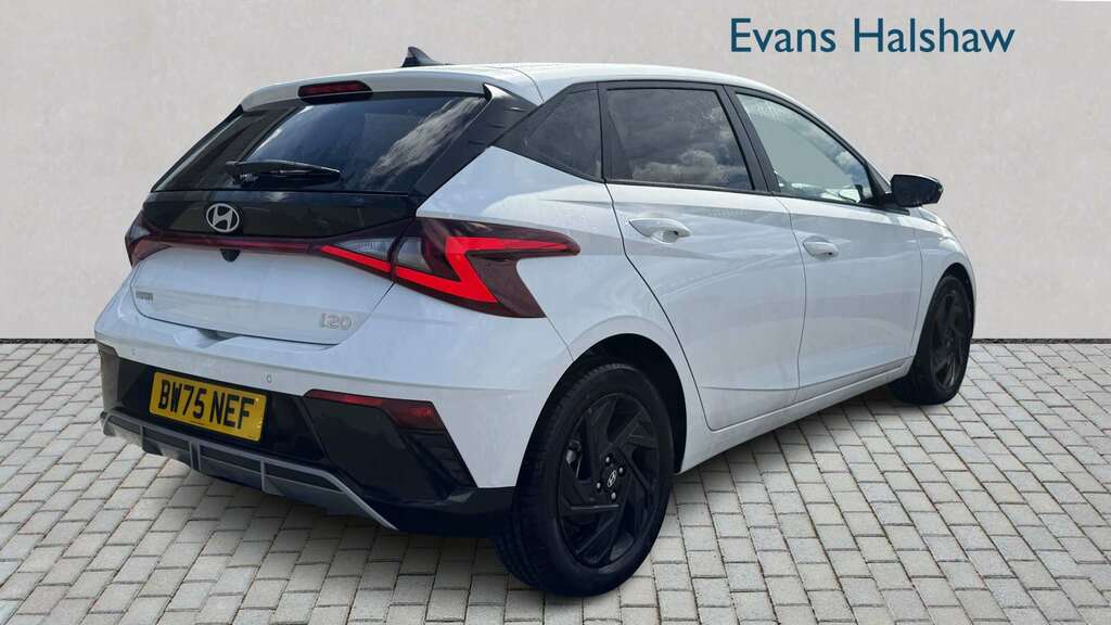 Hyundai I20 1.0T Gdi 90 Black Line 2026 White #6