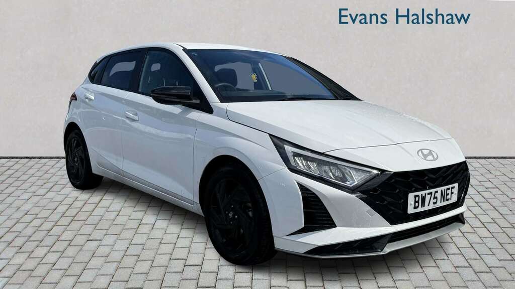 Hyundai I20 1.0T Gdi 90 Black Line 2026 White