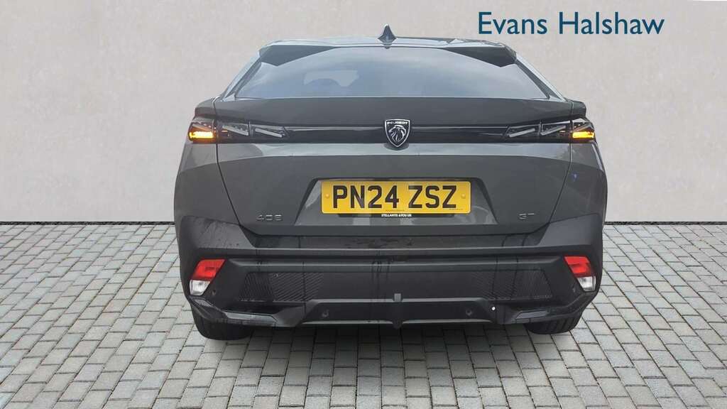 Peugeot 408 1.2 Puretech Allure Premium Fastback Ea  #5