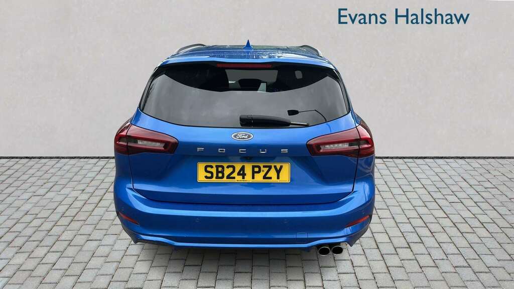 Ford Focus 2.3T Ecoboost St Hatchback Euro #5