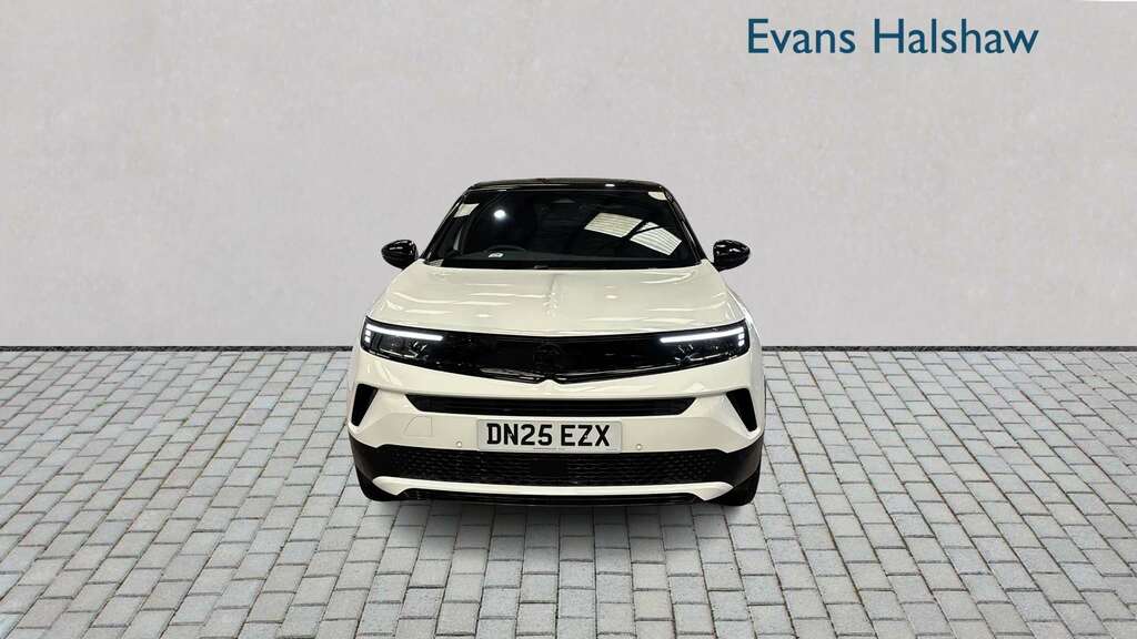 Vauxhall Mokka 1.2 Turbo Ultimate 2025 DN25EZX White #3