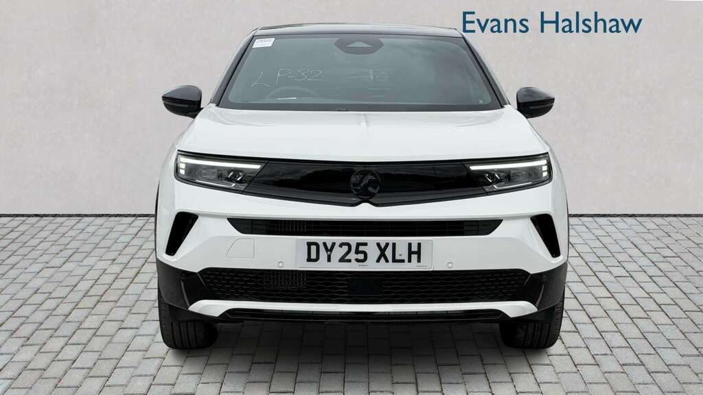 Vauxhall Mokka 1.2 Turbo Ultimate 2025 White #4