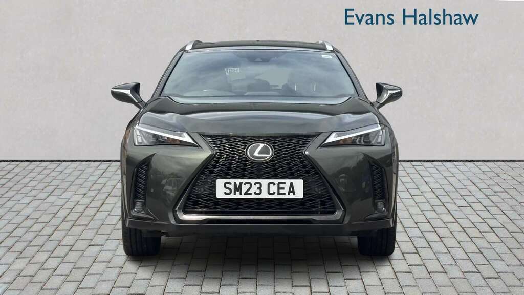 Lexus UX 250H 2.0 F-sport Design Cvt 2023 Green #4
