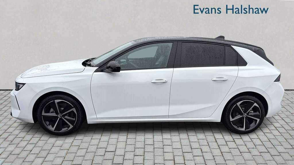 Vauxhall Astra 1.2 Turbo 130 Griffin 2026 NL26FCM White #3