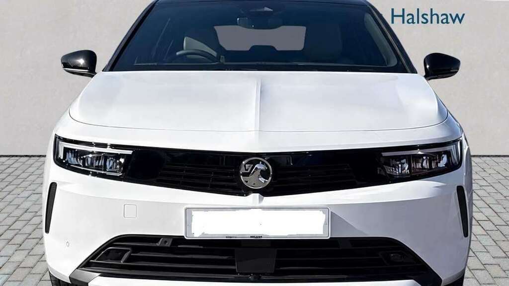 Vauxhall Astra 1.2 Turbo 130 Griffin 2026 White #5