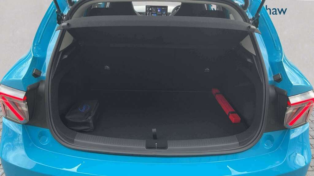 MG MG4 118Kw Premium Long Range 54Kwh 2026 FY26XDZ Blue #6