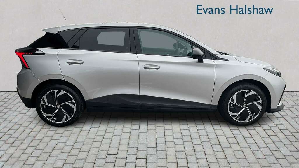 MG MG4 170Kw Premium Long Range 64Kwh 2026 FY26XED Silver #3