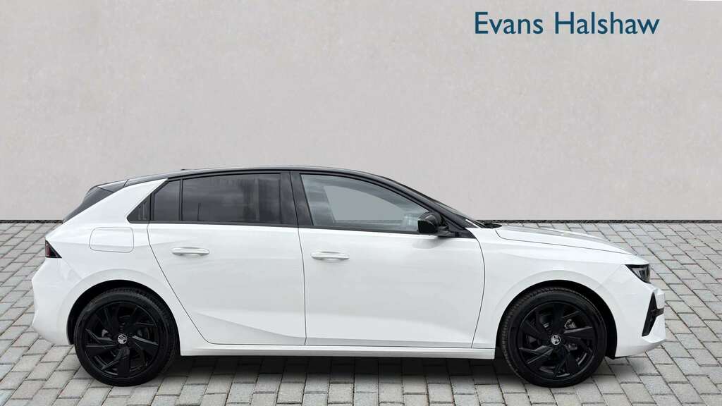 Vauxhall Astra 1.2 Turbo 130 Gs 2026 White #5
