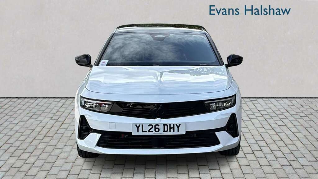 Vauxhall Astra 1.2 Turbo 130 Gs 2026 White #4