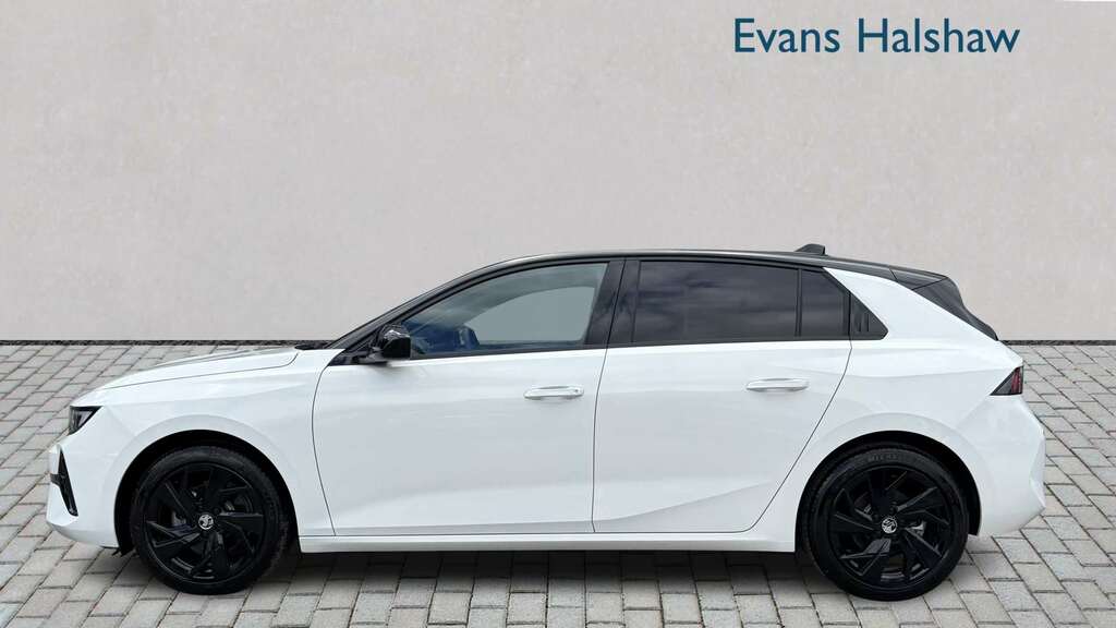 Vauxhall Astra 1.2 Turbo 130 Gs 2026 White #2