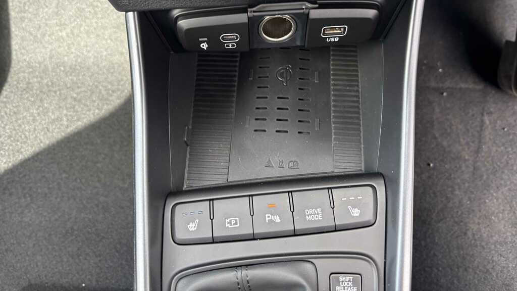 Hyundai Bayon 1.0 Tgdi 90 Tech Line Dct Black #18