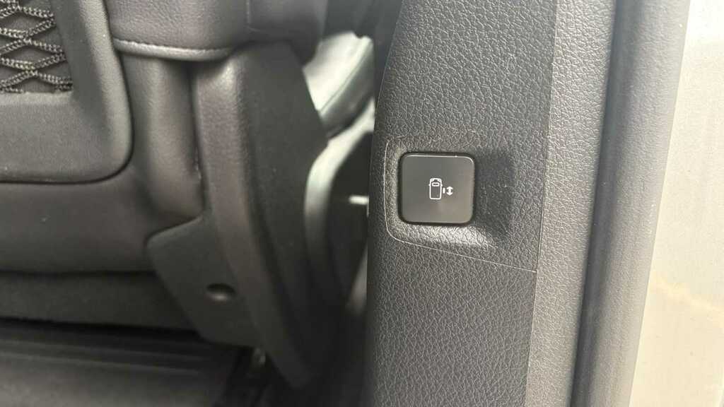 Citroen SpaceTourer 2.0 Bluehdi 180 Flair M 8 Seat Eat8 2019 Silver #4