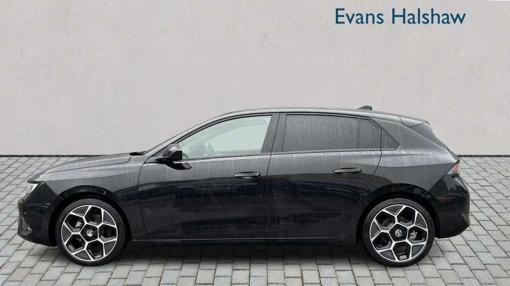 Vauxhall Astra 1.2 Turbo 130 Ultimate 2026 YL26DJF Black #3