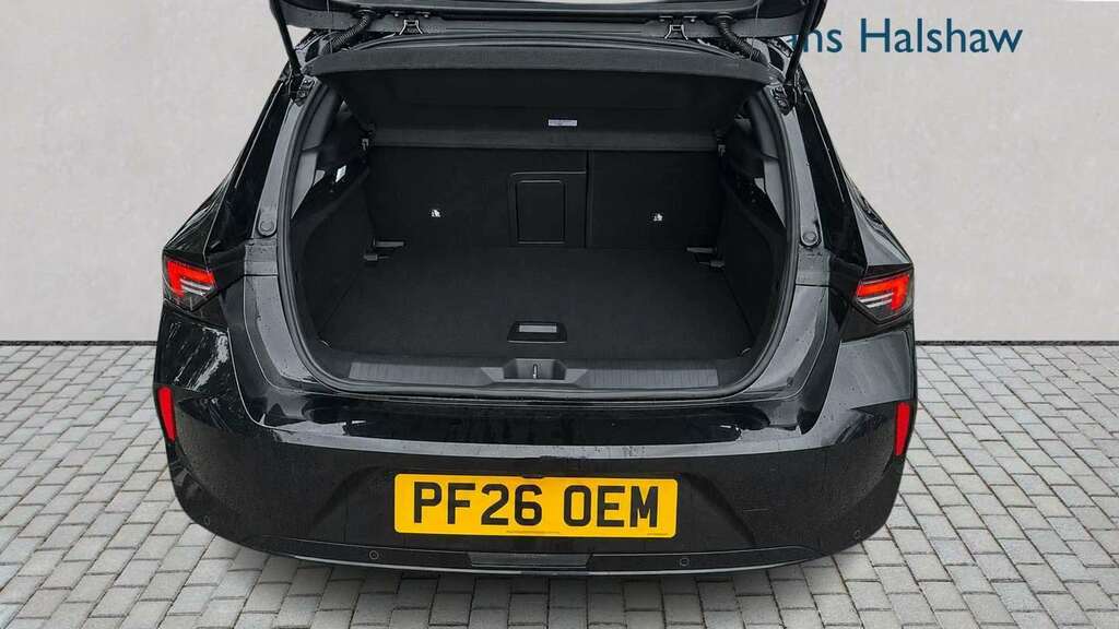 Vauxhall Astra 1.2 Turbo 130 Ultimate 2026 Black #5