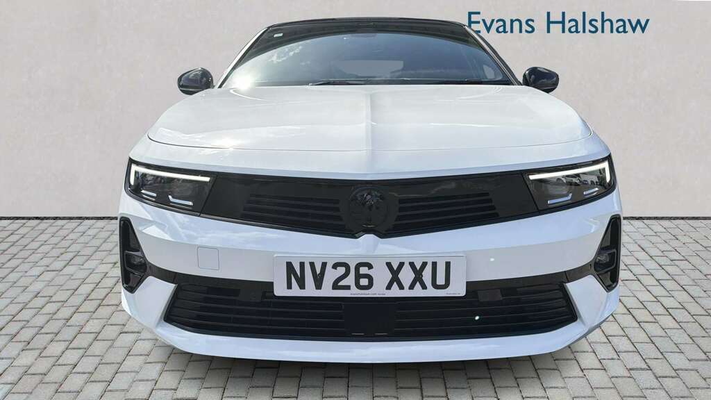 Vauxhall Astra 1.2 Turbo 130 Ultimate 2026 White #3
