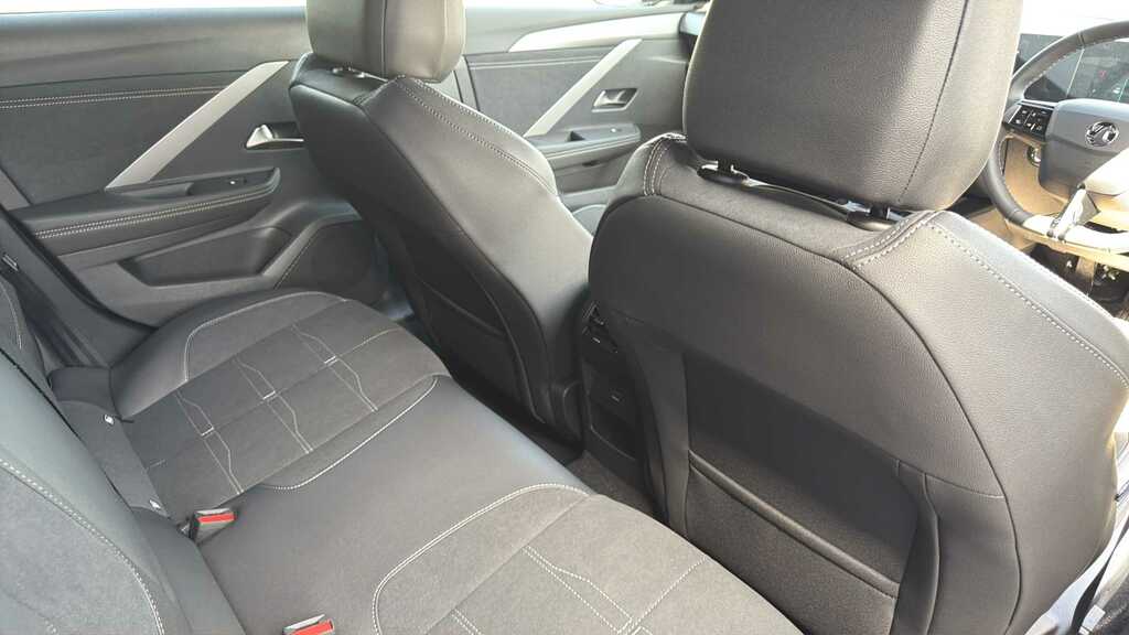 Vauxhall Astra 1.2 Turbo 130 Gs 2026 Black #10