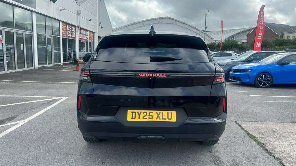 Vauxhall Grandland 1.2 Hybrid 136 Ultimate E-dct6 Pan Roof 20 Black #4