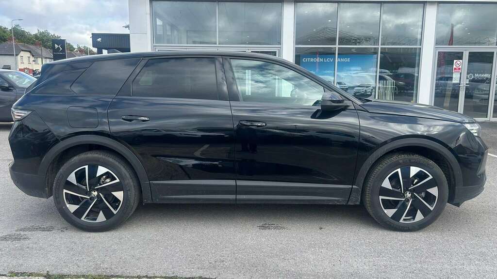 Vauxhall Grandland 1.2 Hybrid 136 Ultimate E-dct6 Pan Roof 20 Black #3