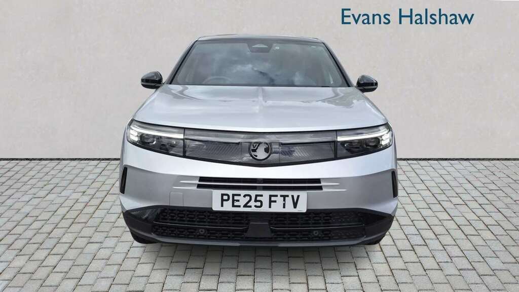 Vauxhall Grandland 1.2 Hybrid 136 Ultimate E-dct6 Pan Roof 20 Silver #4