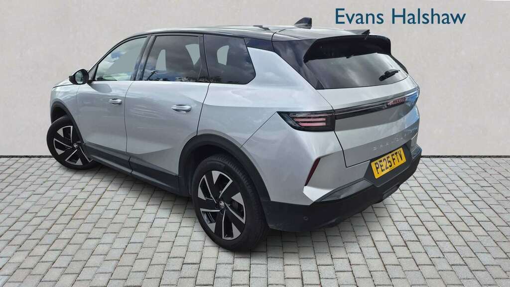 Vauxhall Grandland 1.2 Hybrid 136 Ultimate E-dct6 Pan Roof 20 Silver #2