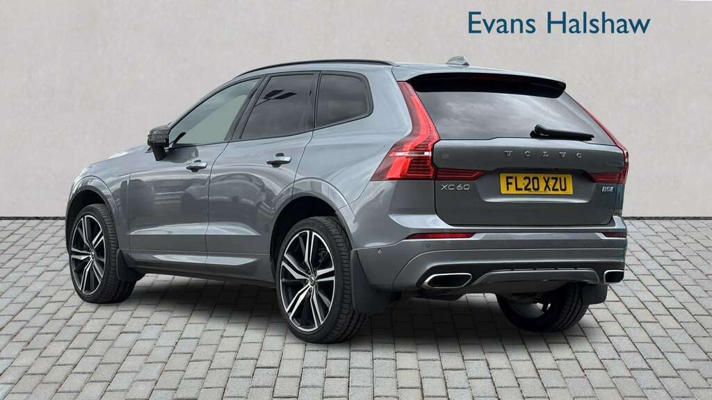 Volvo XC60 2.0 B5p 250 R Design Pro Awd Geartronic 2020 Grey #2