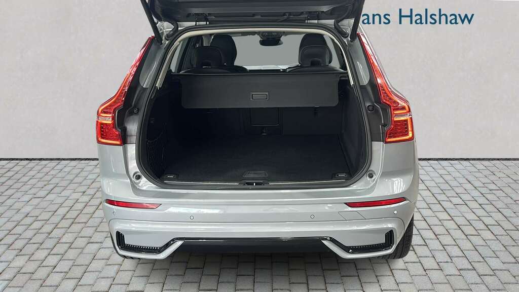 Volvo XC60 2.0 B5p Plus Dark Awd Geartronic 2023 YO23GJV Grey #6