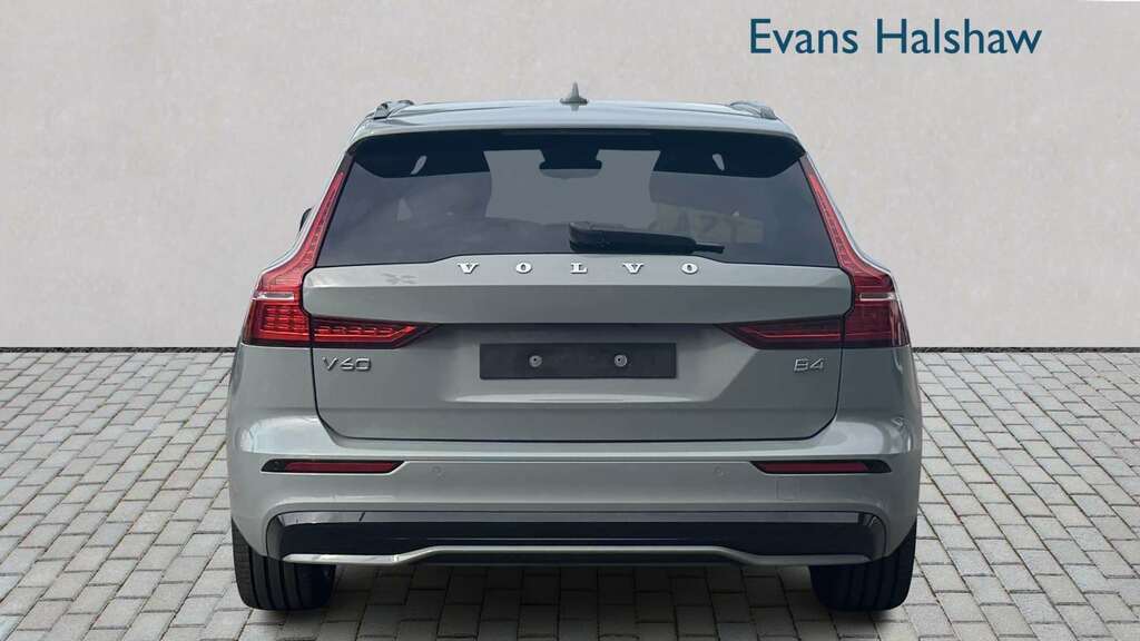 Volvo V60 2.0 B4p Ultra Dark 2025 Grey #5