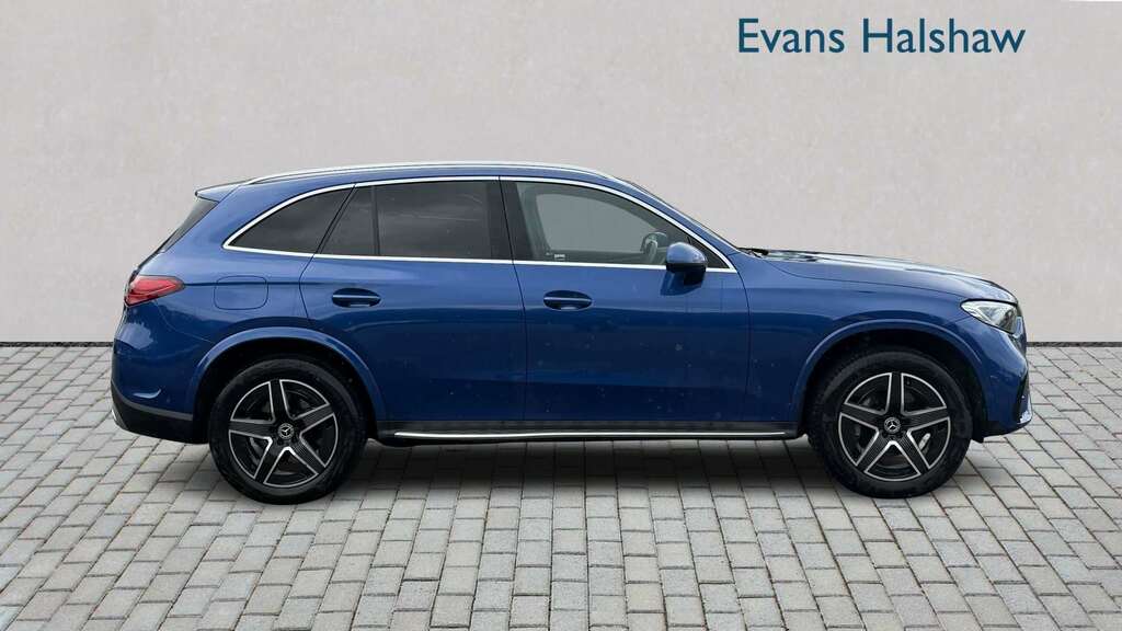 Mercedes-Benz GLC Class 300E 4Matic Amg Line 9G-tronic 2023 Blue #3