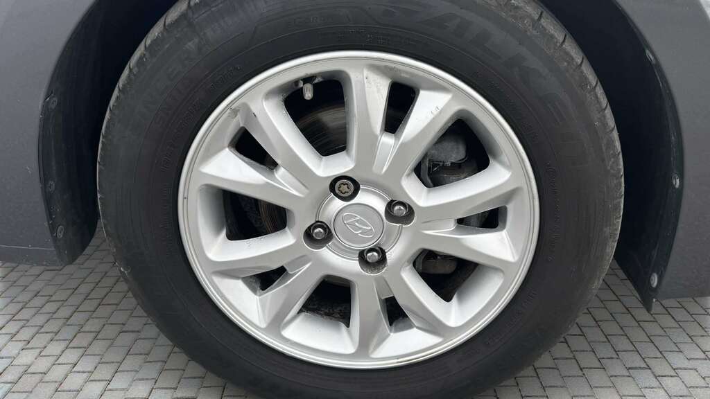 Hyundai I20 1.2 Se 2016 Grey #6