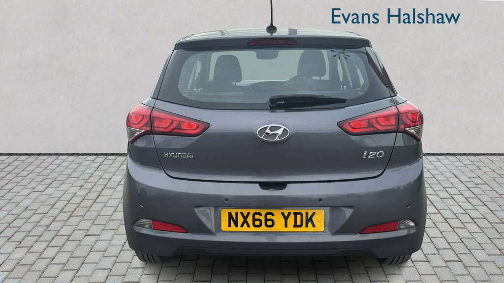 Hyundai I20 1.2 Se 2016 Grey #4