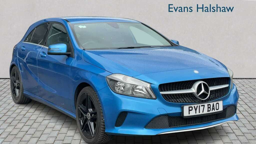 Mercedes-Benz A Class A180d Sport 2017 Blue