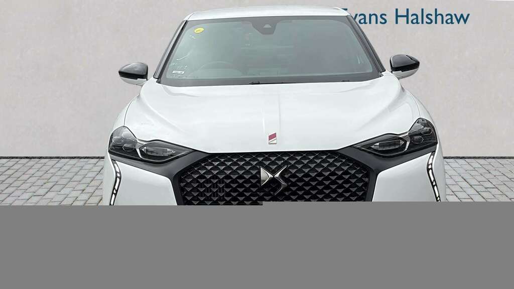 DS DS 3 1.2 Puretech 130 Performance Line Eat8 2022 White #3
