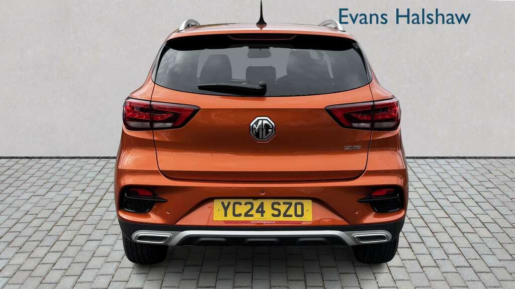 MG ZS 1.0T Gdi Exclusive 2024 Orange #5