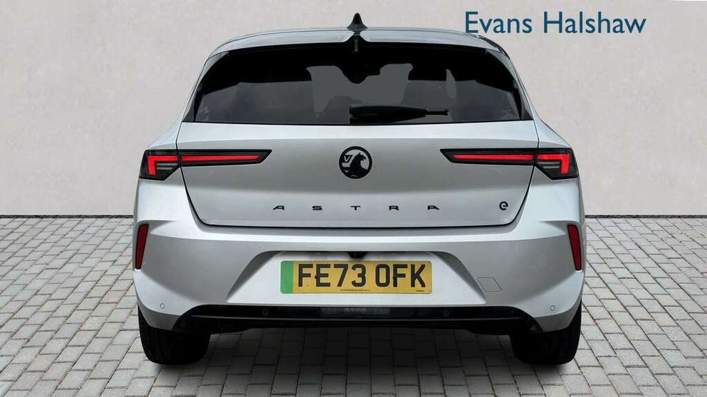 Vauxhall Astra 115Kw Ultimate 54Kwh 2023 White #6