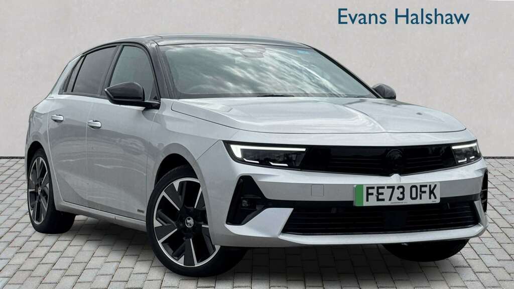 Vauxhall Astra 115Kw Ultimate 54Kwh 2023 White