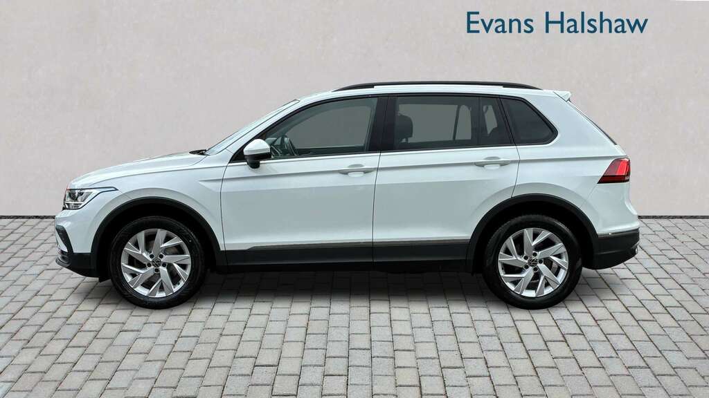 Volkswagen Tiguan 1.5 Tsi 150 Life 2022 ND22WBK White #4