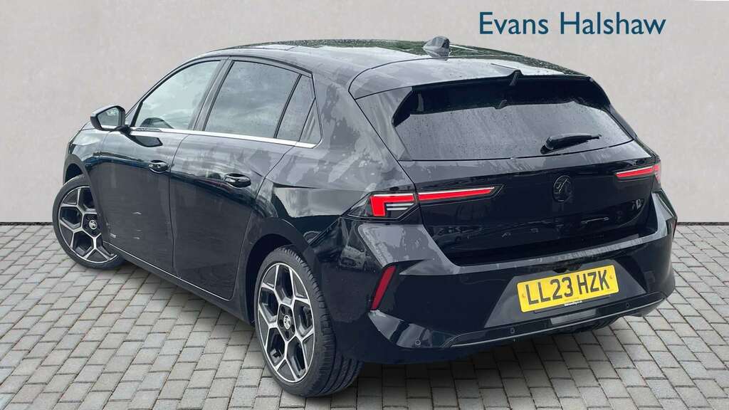 Vauxhall Astra 1.2 Turbo 130 Ultimate 2023 LL23HZK Black #2