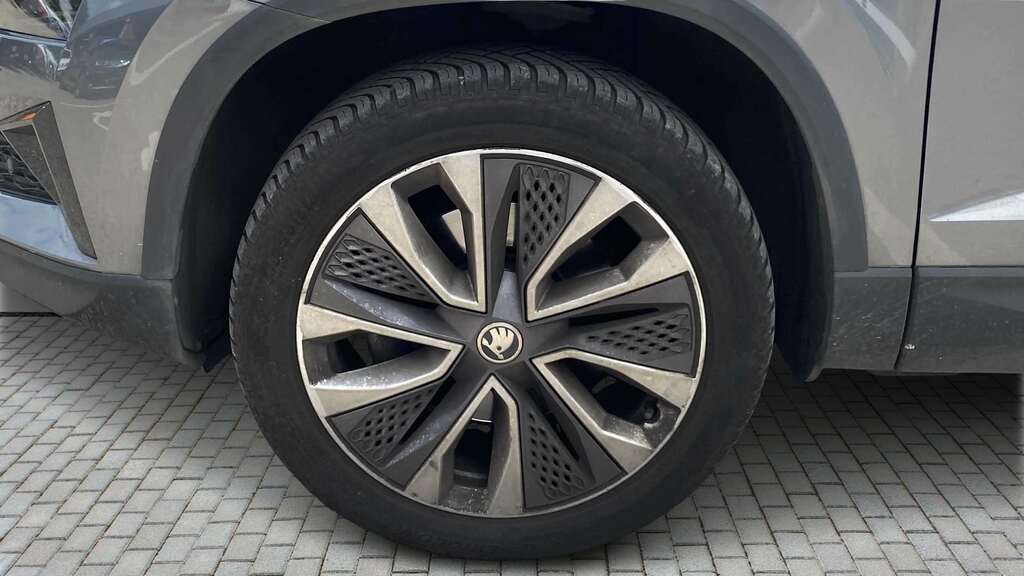 Skoda Karoq 1.5 Tsi Se L Dsg 2024 Black #6