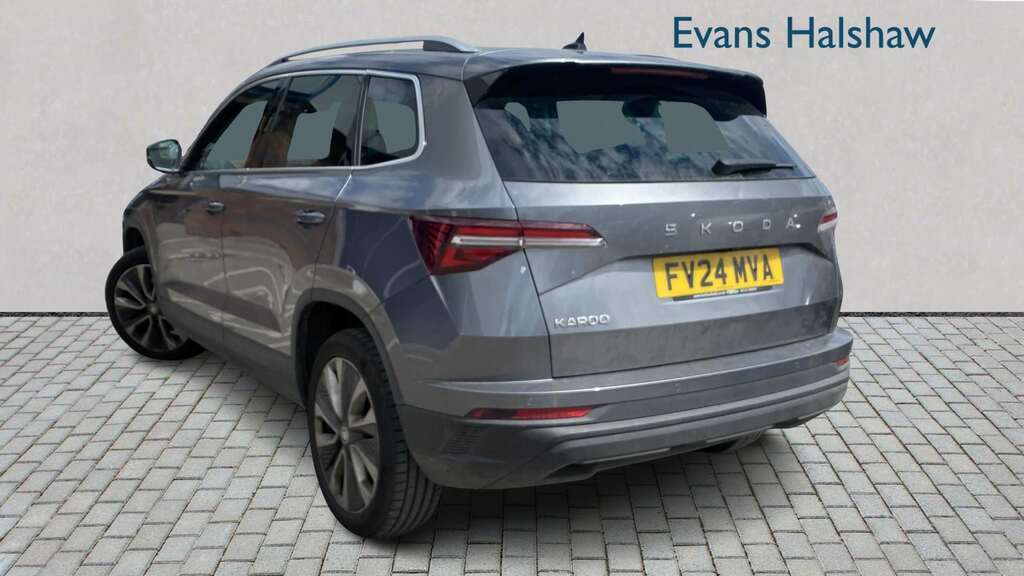 Skoda Karoq 1.5 Tsi Se L Dsg 2024 Black #2