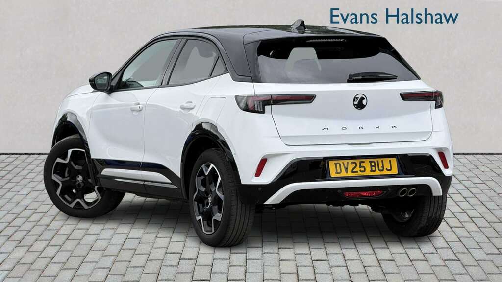 Vauxhall Mokka 1.2 Turbo Ultimate 2025 DV25BUJ White #2