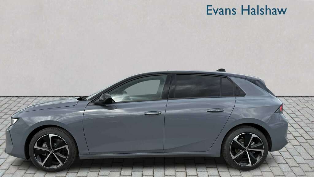 Vauxhall Astra 1.2 Turbo 130 Griffin 2026 Grey #4