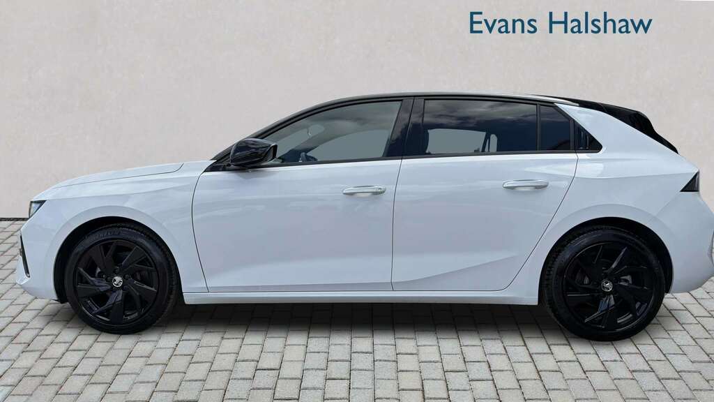 Vauxhall Astra 1.2 Turbo 130 Gs 2026 White #3