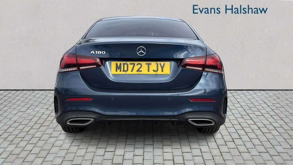 Mercedes-Benz A Class A180 Amg Line Premium 2023 MD72TJY Blue #3